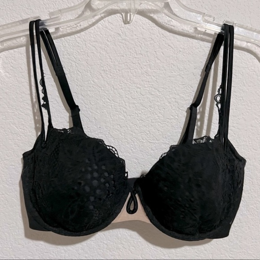 Victoria's Secret Black Lace Bra 32DD